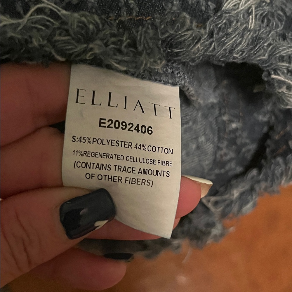 NWT Elliatt Cora Denim Day Dress with Belt. Sz M - Picture 6 of 7